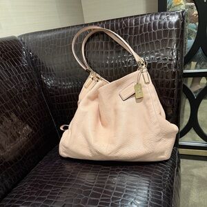 Coach Phoebe Blush Pink Pebbled Leather Shoulder Bag